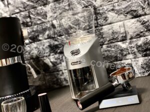 比較レビュー】DeLonghi「KG366J」でエスプレッソは作れる？粒度や挽き 